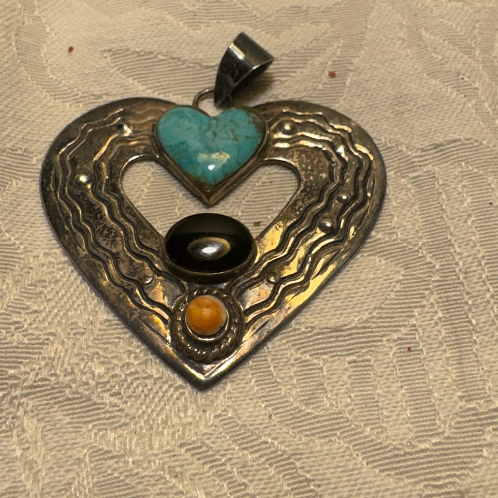 Vintage sterling silver 925 open heart multistone pendant. Turquoise. Navajo